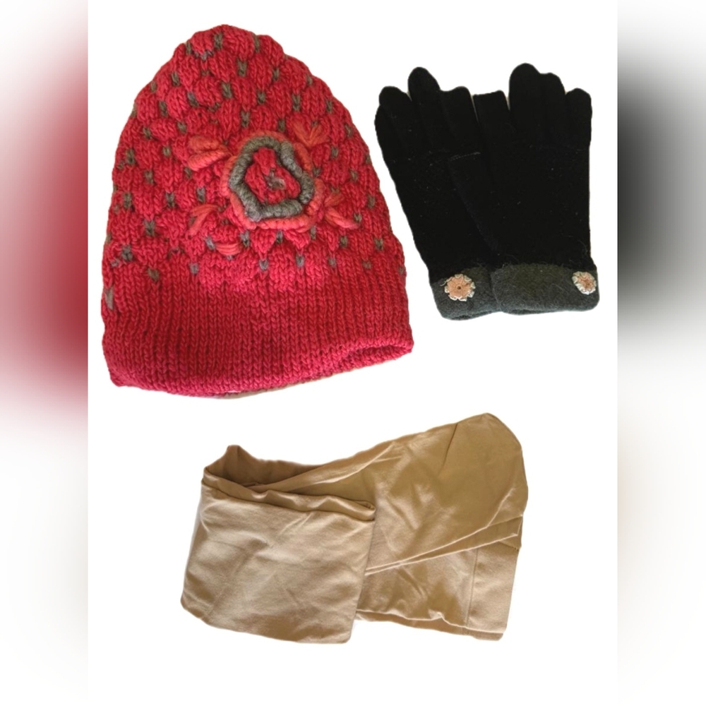 3/$10 Set of winter hat gloves stocking